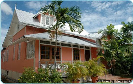 Inn at 87 Port of Spain Eksteriør bilde