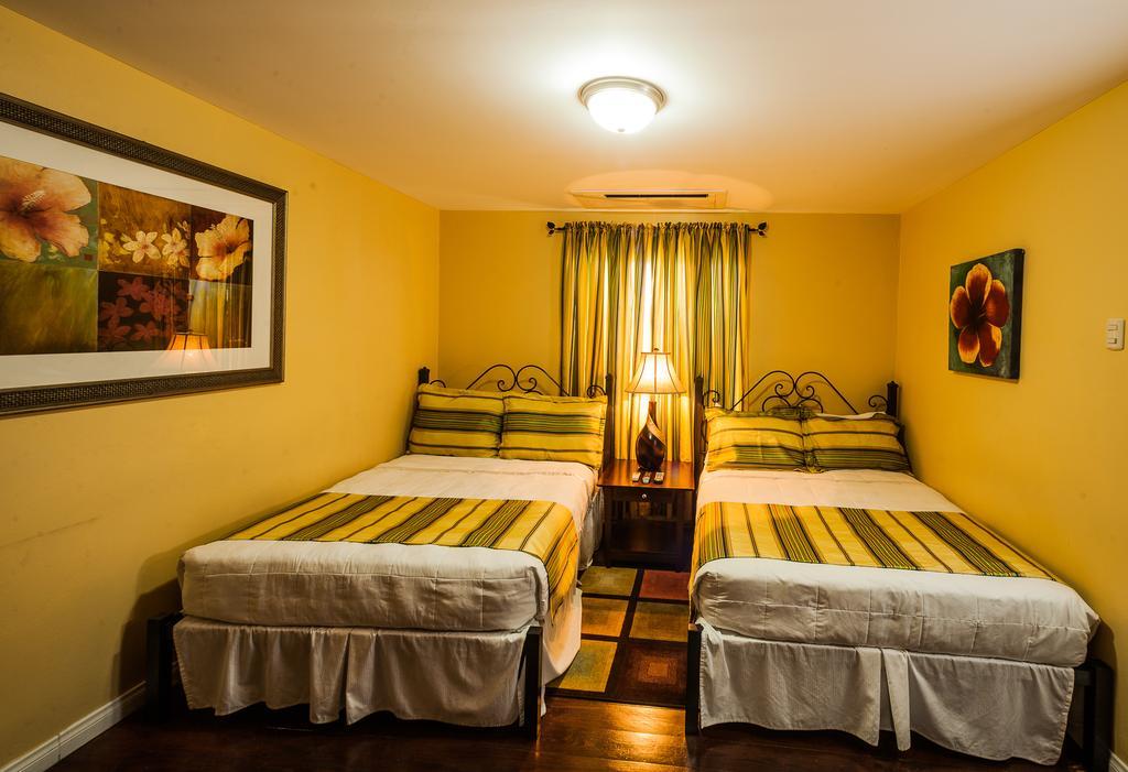 Inn at 87 Port of Spain Eksteriør bilde